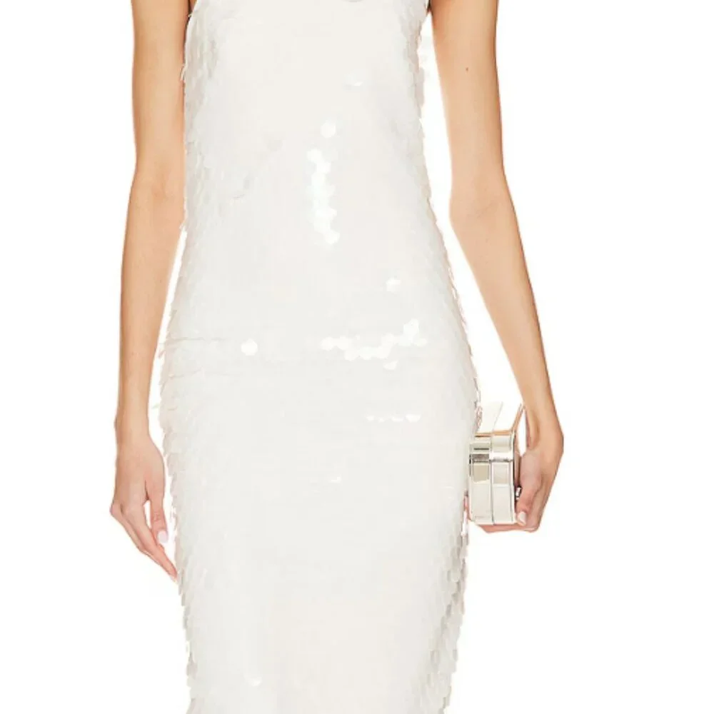 The New Arrivals BlancaTriangle Neck Dress - Picture 2 of 4